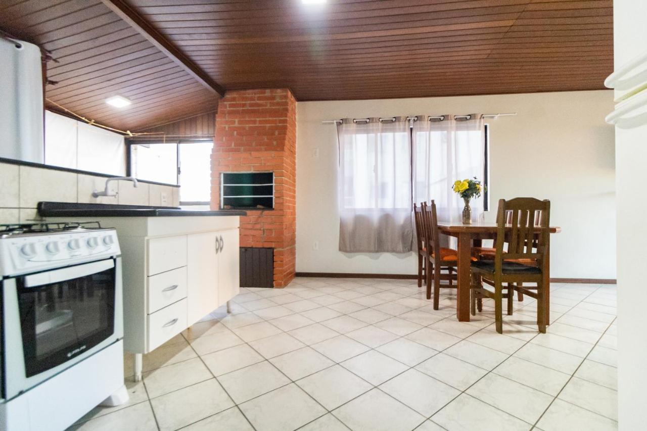 Apartamento Cobertura - 140 Metros Da Praia ボンビーニャス エクステリア 写真